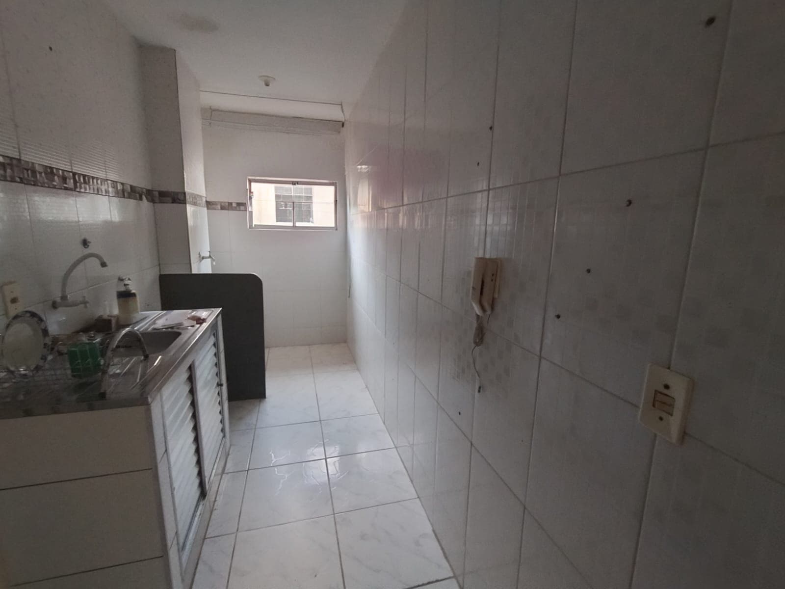 APARTAMENTO COM 2 DORMITORIOS.