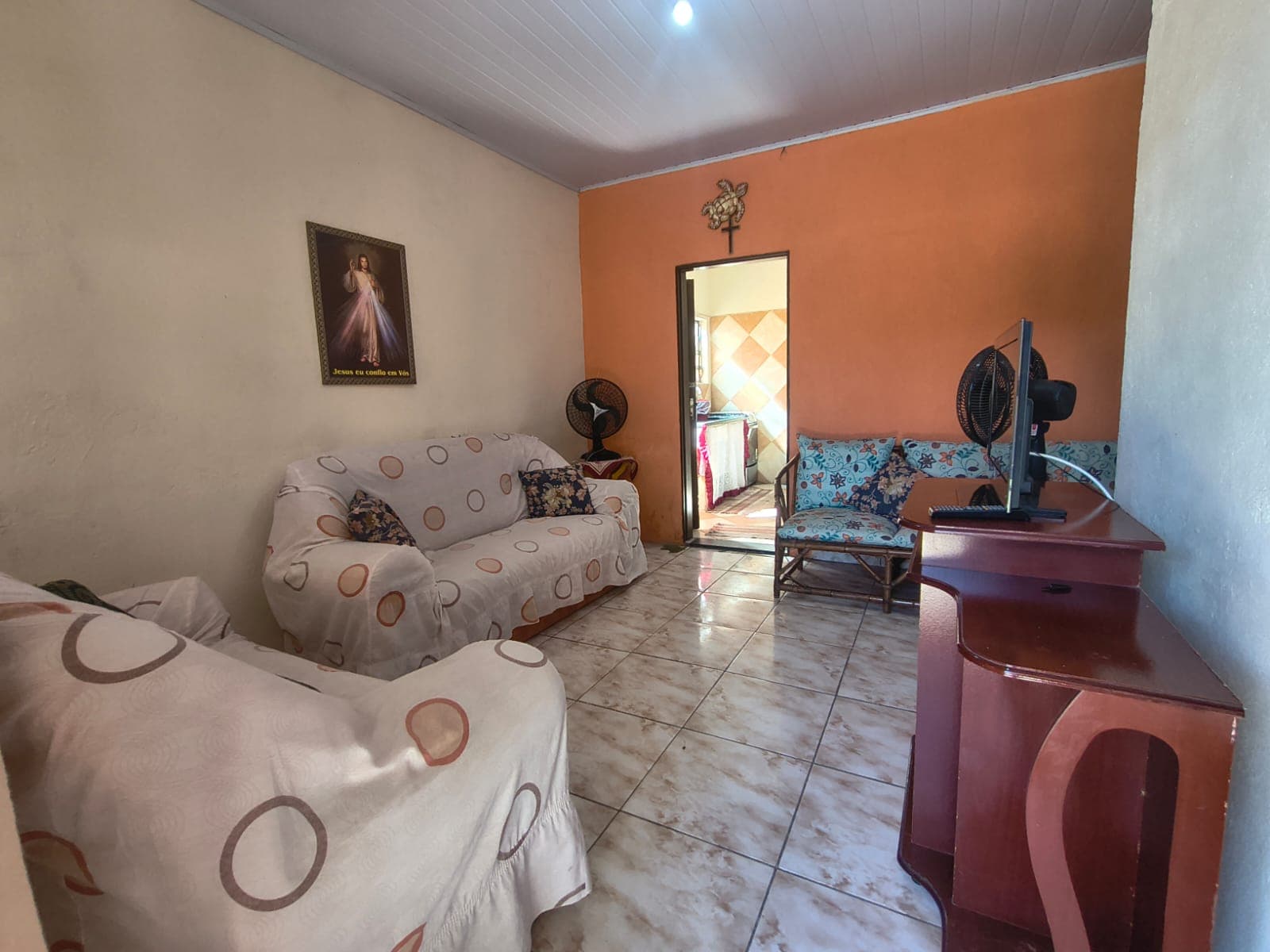 CASA 3 DORMITORIOS