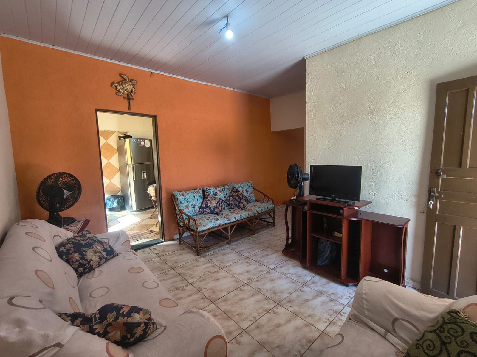 CASA 3 DORMITORIOS