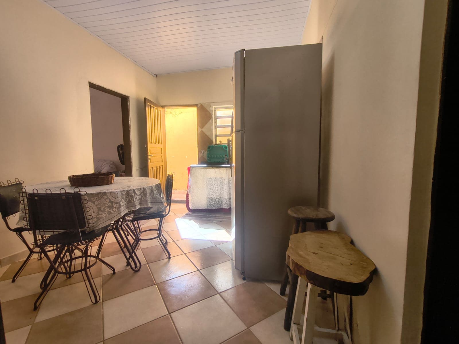 CASA 3 DORMITORIOS