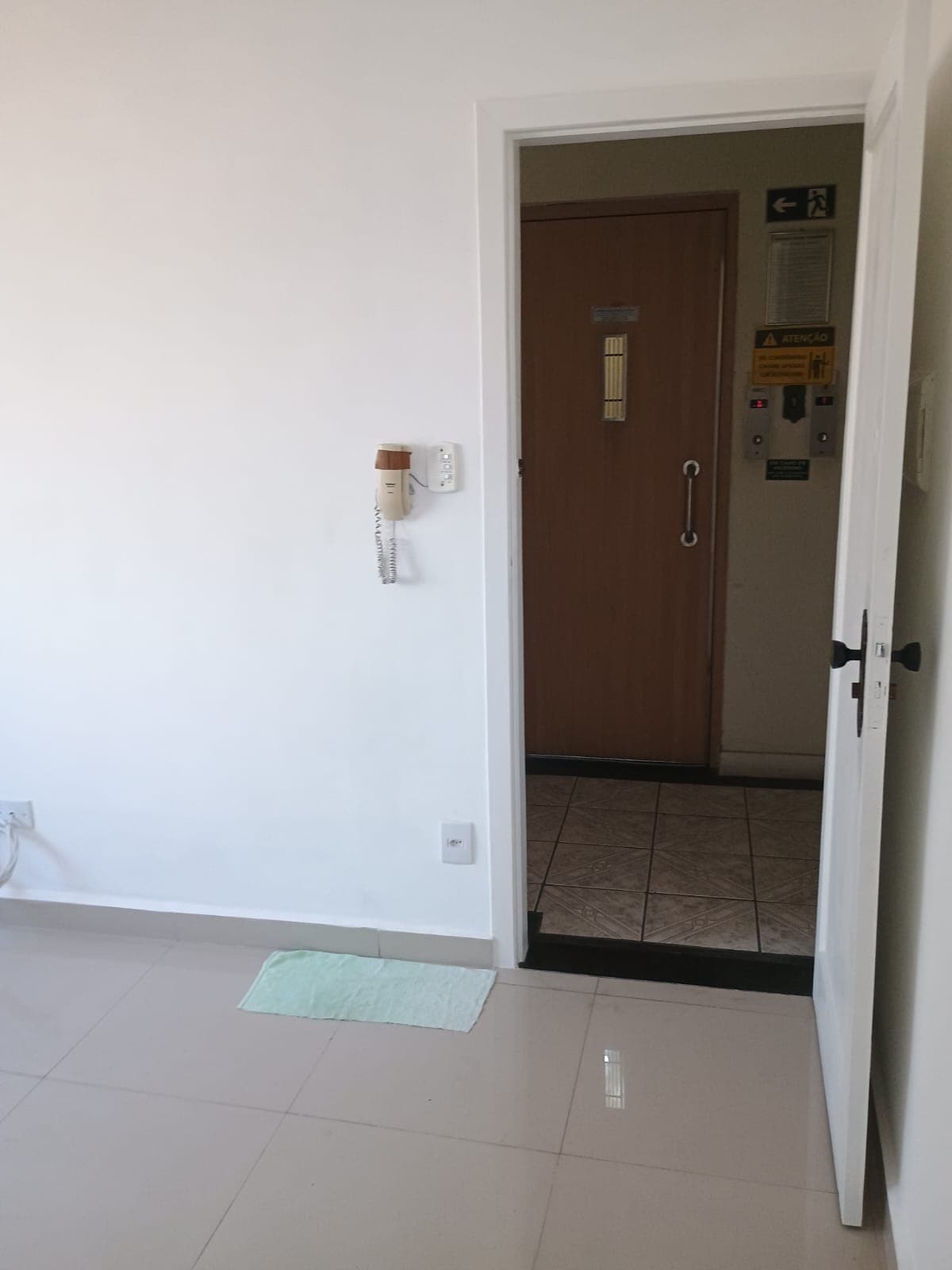 VENDO APARTAMENTO EM SÃO VICENTE